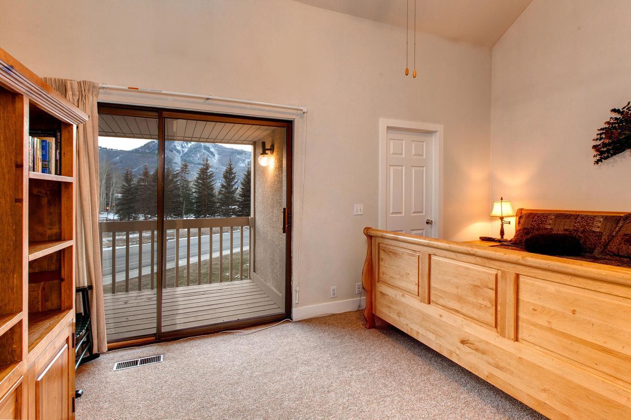 Вилла Fireside Retreat Парк-Сити Экстерьер фото